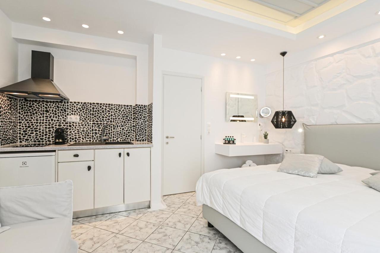 Naxos Evilion Luxury Apartments & Suites Naxos City Exteriér fotografie